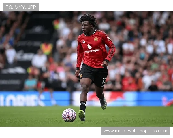 曼联中场新星迅速成长，球队未来可期